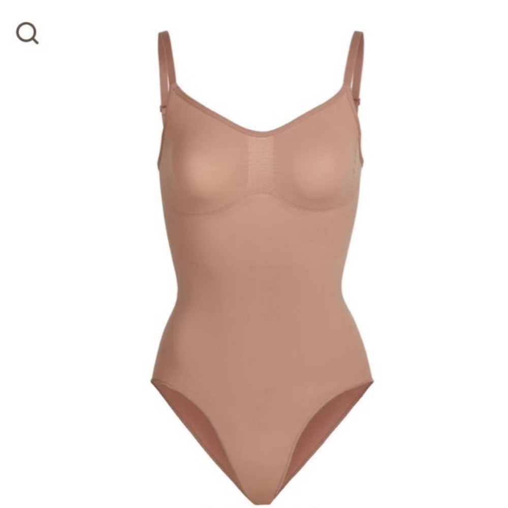 Skims Sculpting Bodysuit s/m